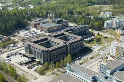 Vuokrattavana 6. kerroksen valoisaa, modernia toimistotilaa.