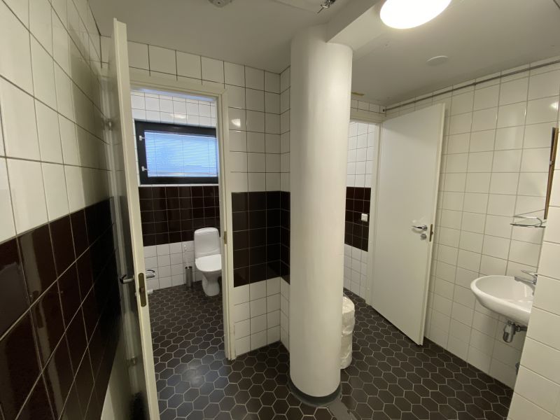 WC:t keittiön yhteydessä