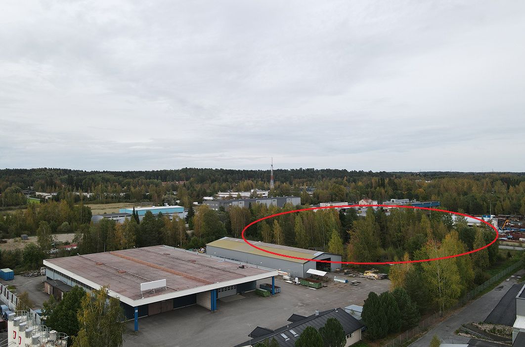Vuokrataan uutta teollisuus-, varastointi- ja tuotantotilaa Hankkio-Vehmaisten teollisuusalueelta.Uudisrakennuksien pinta-alat voivat vaihdella tarpeista riippuen esimerkiksi 1000 m2 - 4500 m2 välillä.Tilat räätälöidään asiakkaan tarpeiden ja toiveiden mukaisesti.Kiinteistö sijoittuu Hankkion ...