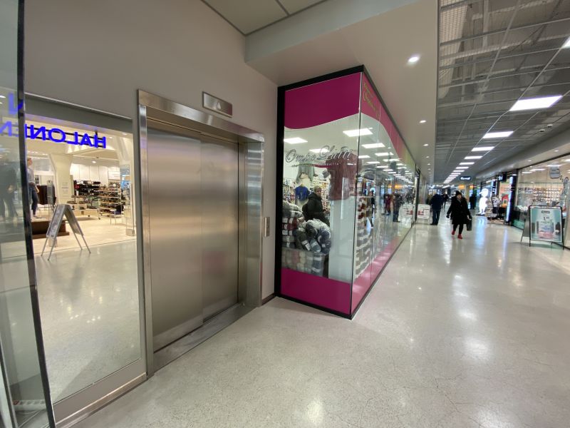 Hissiyhteys kauppakäytävältä