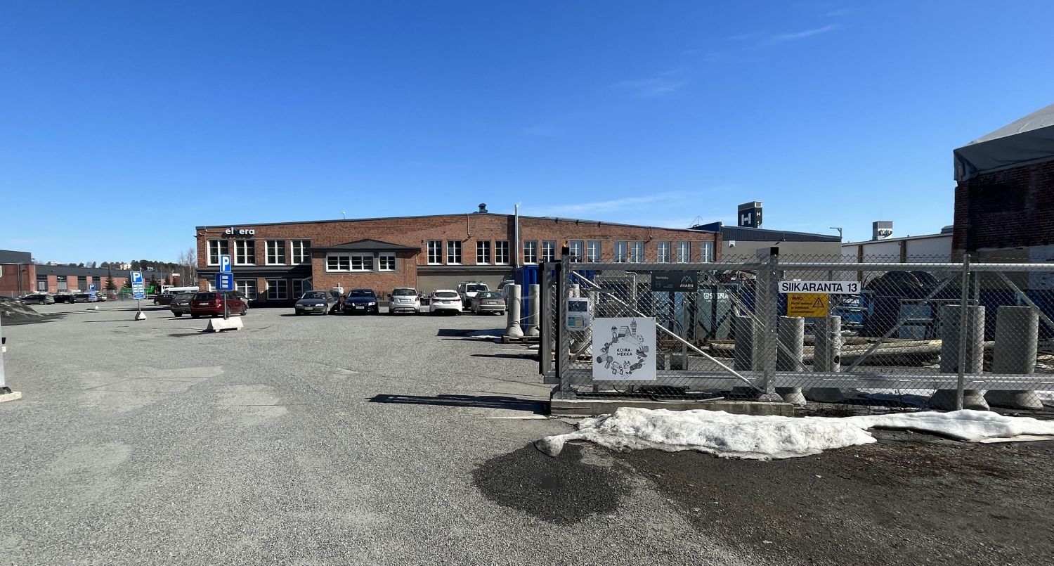 Siisti toimisto/neuvottelutila, yhdistettävissä 130.4