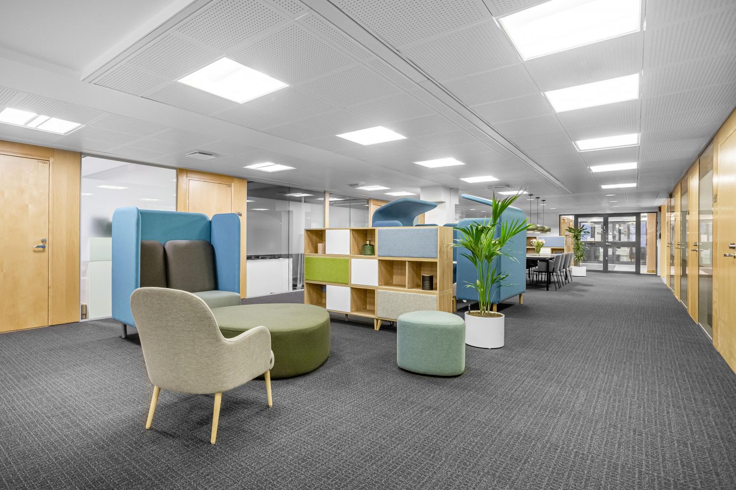  Verkostoidu, työskentele ja tee yhteistyötä ammattimaisessa Regus Graniittitalo -toimistohotellissamme