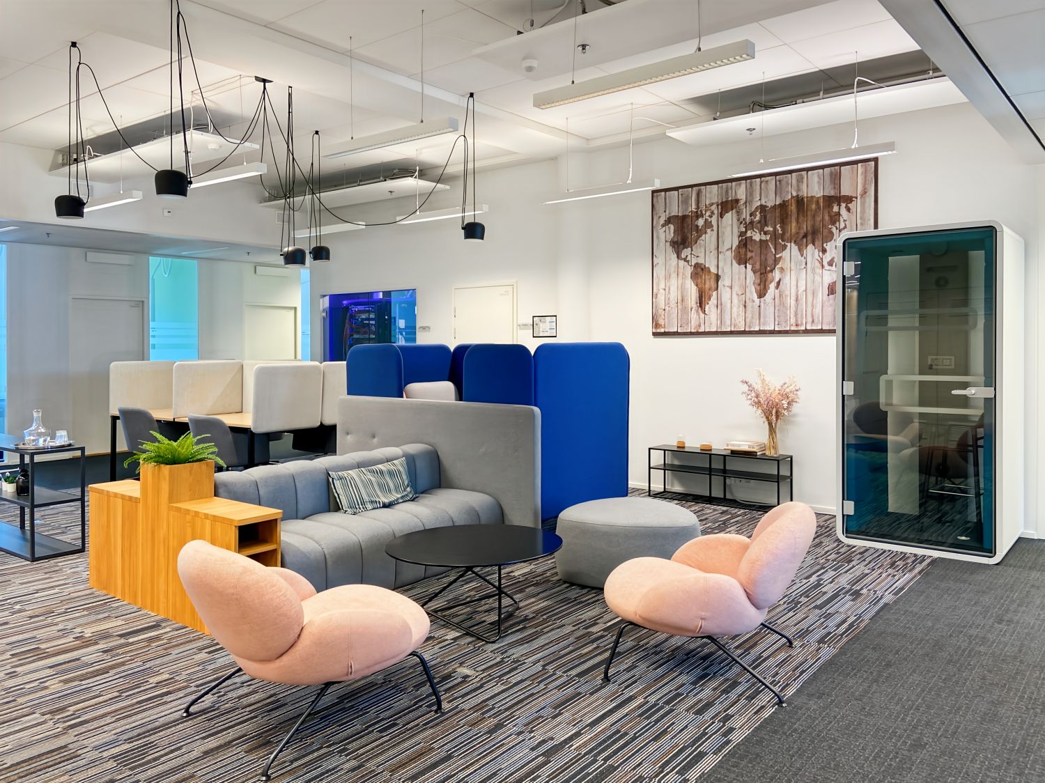 Työtilat, palvelut ja tuki auttavat tehostamaan työskentelyäsi kohteessa Regus Aviabulevardi