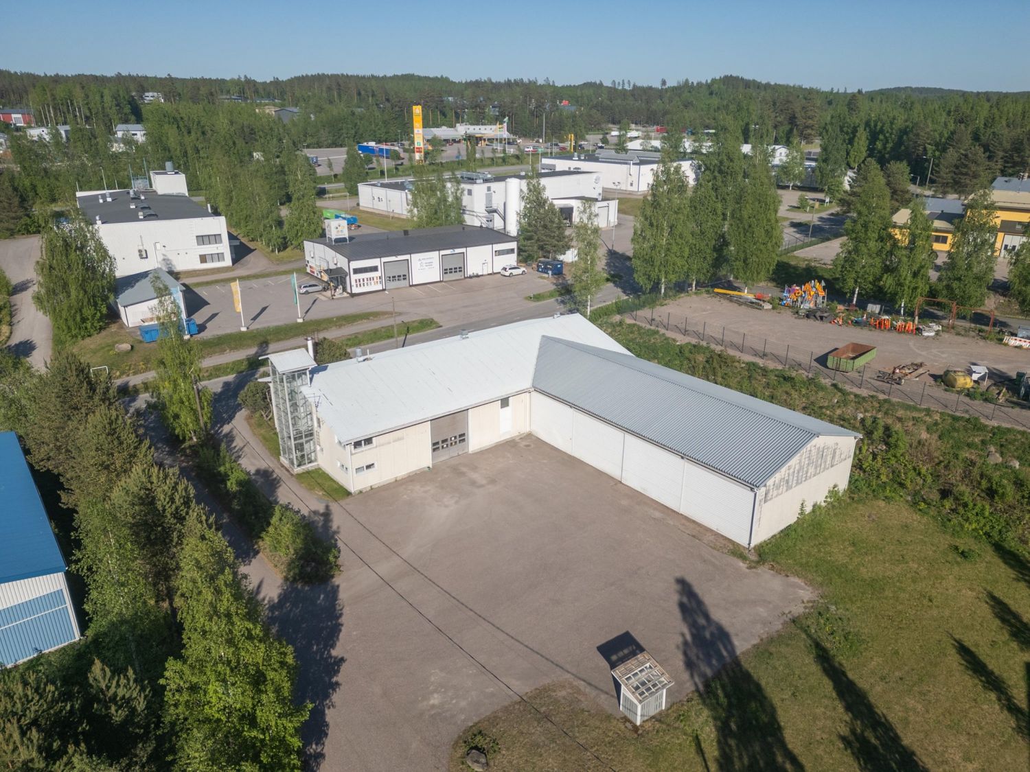 Teollisuus- ja varastokiinteistö Karkkilan teollisuusalueella.
Erinomainen sijainti ja saavutettavuus!

Myynnissä monipu...