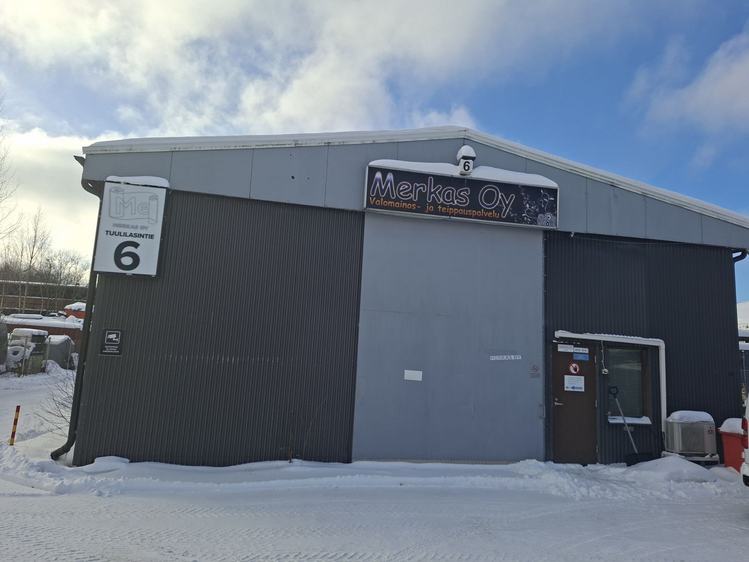 Myydään monikäyttöinen tuotantotila Tattarisuolla!