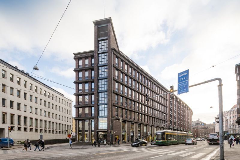 Näyttävä 157,5 m² toimisto loistavalla paikalla Helsingin Kaisaniemessä.