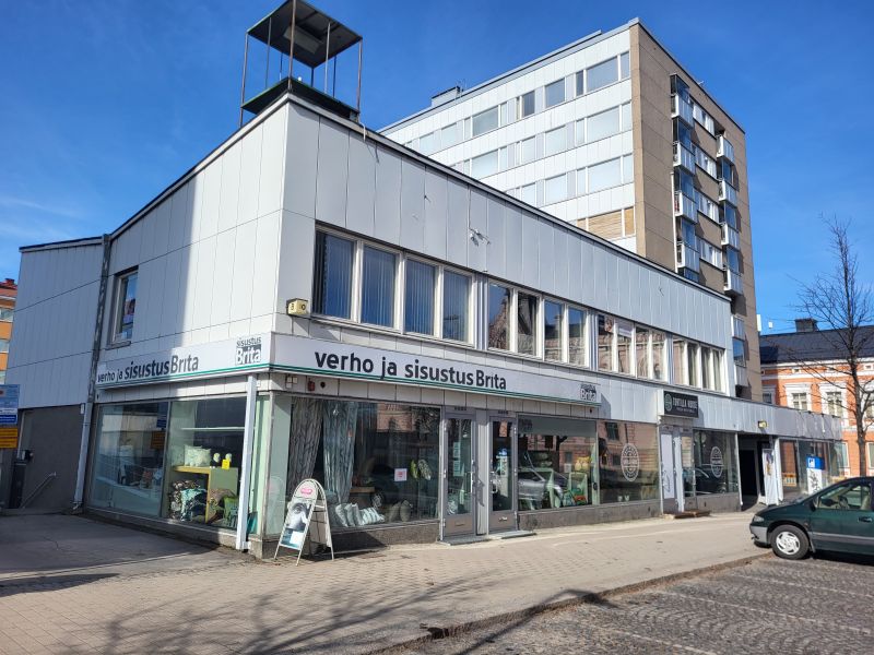 Vuokrataan Oulun kaupungintalon vierestä aivan ydinkeskustan tuntumasta siisti liiketila!
HYvänmallinen huoneisto sovelt...