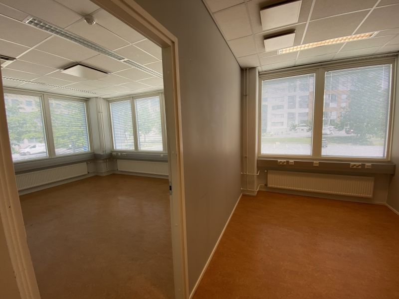 Kulmahuoneisto, kaksi huonetta 9,5 + 19m²