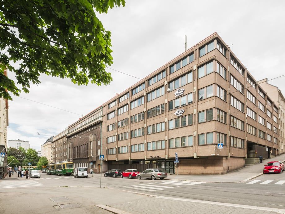 Hiljattain remontoitu avara ja valoisa toisen kerroksen 575 m2 toimistokokonaisuus erinomaisella sijainnilla Kalliossa. ...