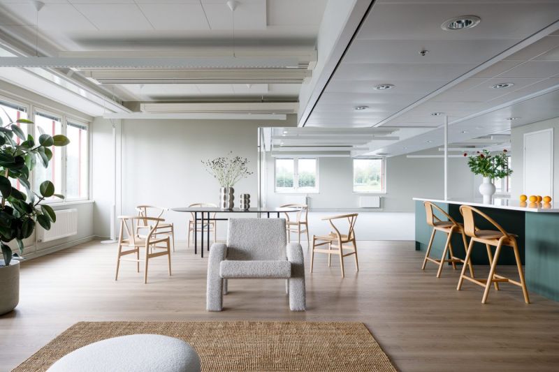 Tasokas ja moneen käyttöön soveltuva 217,4 m² toimisto kolmannesta kerroksesta upeasta Stella Business Parkista.