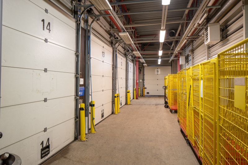 Logistiikka- ja hallitila 1. krs