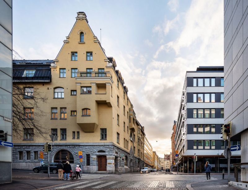 Näyttävä 270 m² liike- tai toimistotila arvokiinteistössä Helsingin Kaartinkaupungissa, upean Navigatortalon katutasossa