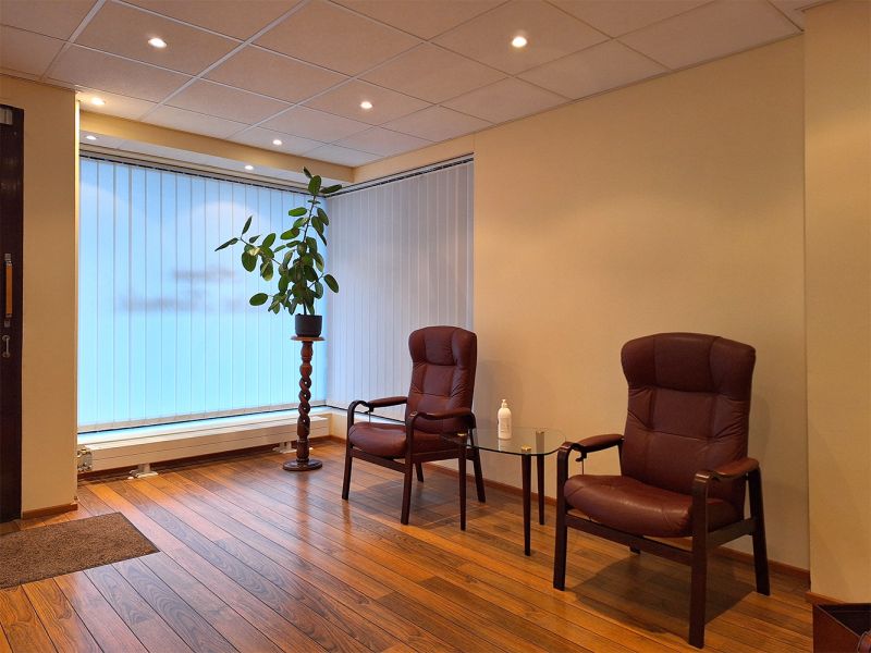 Hieno ja hyväkuntoinen liiketila Porvoon keskustassa myytävänä!