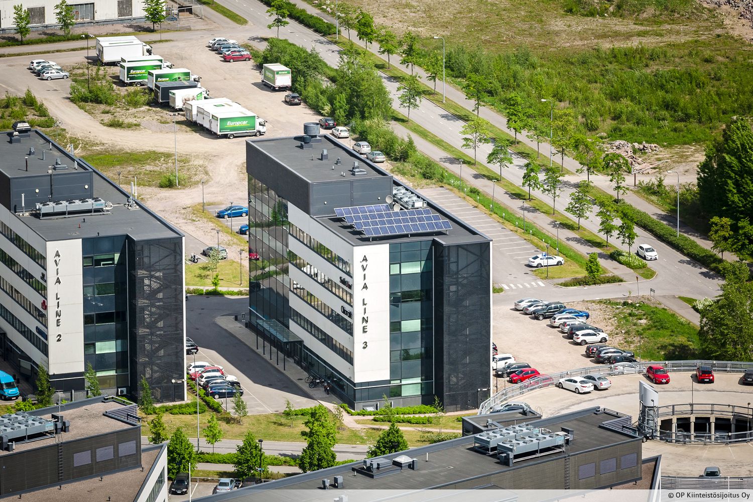 Avia Line:ssa vuokrattavissa uudenveroinen, toisen kerroksen toimitila. Keskeinen sijainti Keh&auml; III:n varrella sek&...