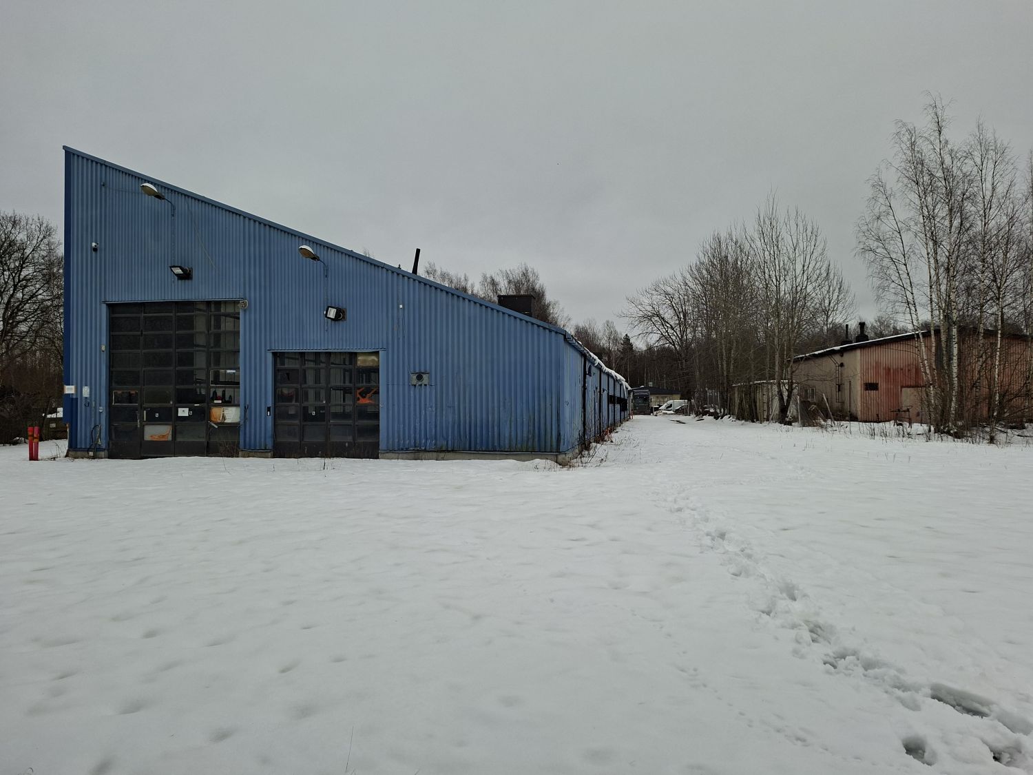 Myydään tuotantorakennus Tattariharjussa!