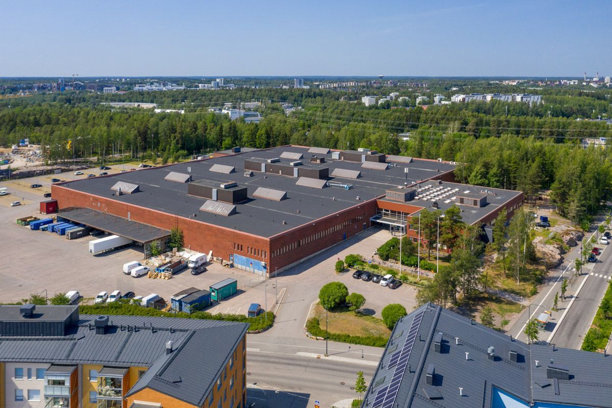 Vuokrattavana noin 5 metriä korkeata varastotilaa Helsingin Kuninkaantammesta. Tässä kohteessa varastotilaa on noin 4900...