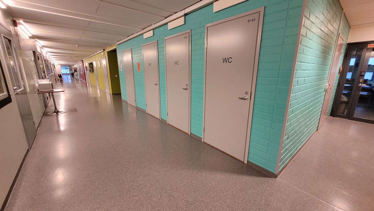 Käytävä / WC-tilat