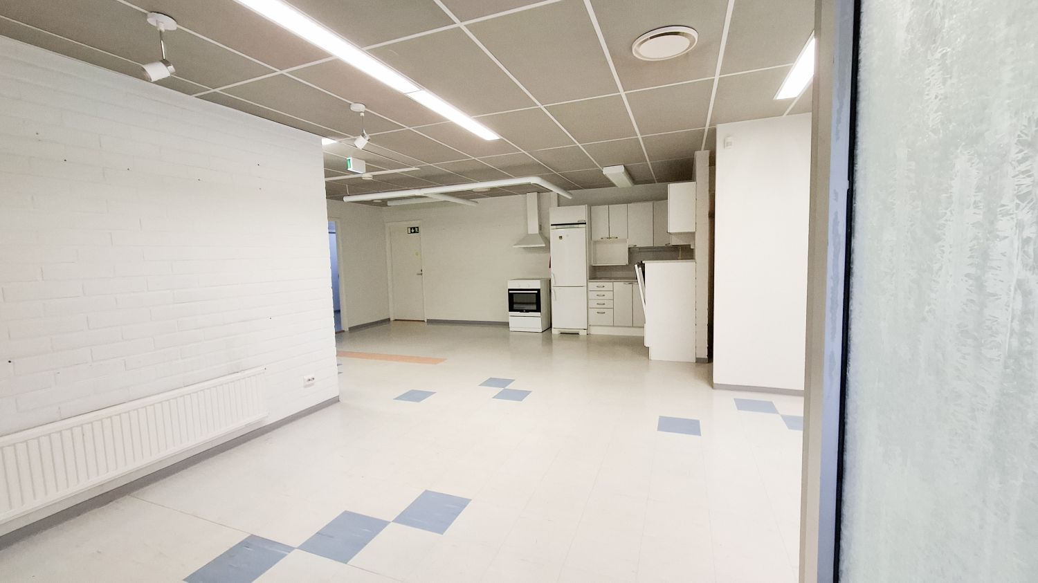 Vuokrattavana Muuramen keskustasta heti vapaa liiketila