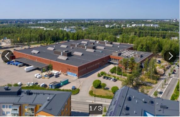 Helsingin Kuninkaantammi tarjoaa avaraa ja muunneltavaa toimitilaa kahdessa kerroksessa. Kiinteistöstä löytyy vuokrattavaa toimisto- ja varastotilaa, mutta myös harvoin tarjolla olevaa opetus- ja päiväkotitoiminnalle soveltuvaa toimitilaa. Kuninkaantammen alueella on kattavat lähipalvelut ja Kauppak...