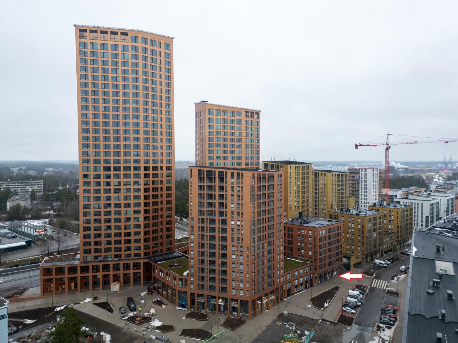 Aurinkolahden Kahvikorttelissa uusi liiketila !Alue kasvaa ja kehittyy mm. uuden asuntorakentamisen myötä.Tässä toimitila esim. kauneudenhoitoalan yrittäjälle, parturi-kampaajalle, toimisto- tai myymlä käyttöön.Tämä tila ei sovellu ravintola tai kahvila käyttöön.Liiketilassa varaus minikeittiö...