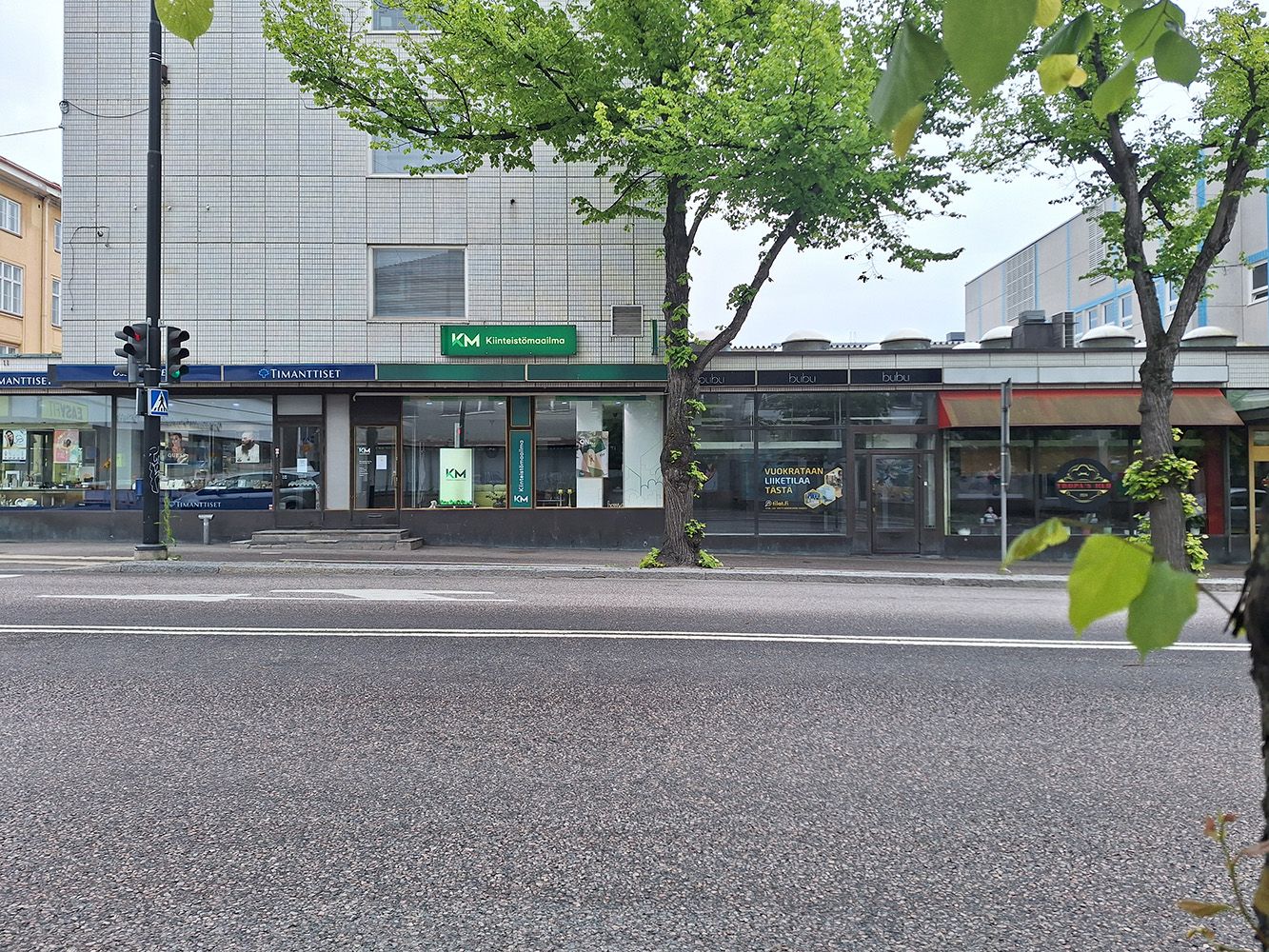Hieno liiketila keskeisellä sijainnilla myytävänä Porvoon keskustassa!