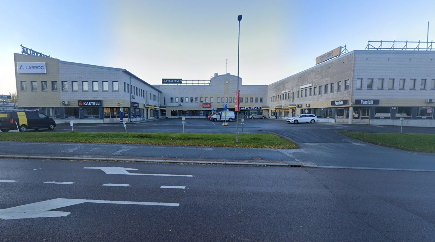 Myydään toimistotilakokonaisuus Jyväskylän Seppälästä