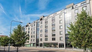 Myydään 915 m2 tila erinomaisten yhteyksien varrelta Kampissa.