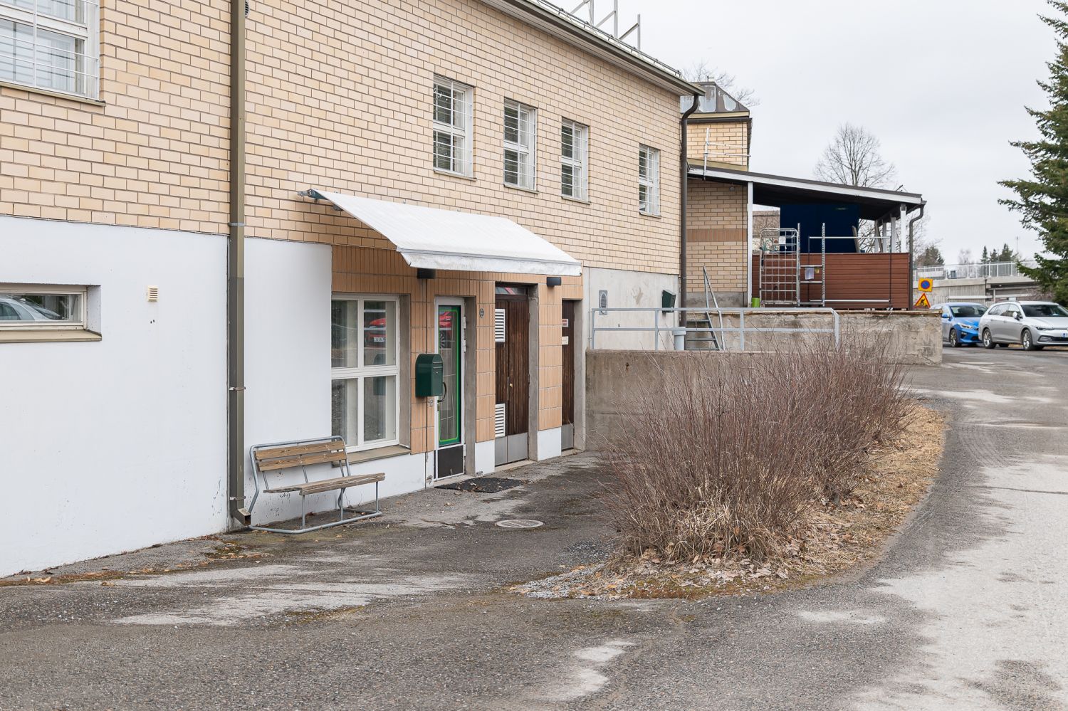 B16.2 SISÄÄNKÄYNTI