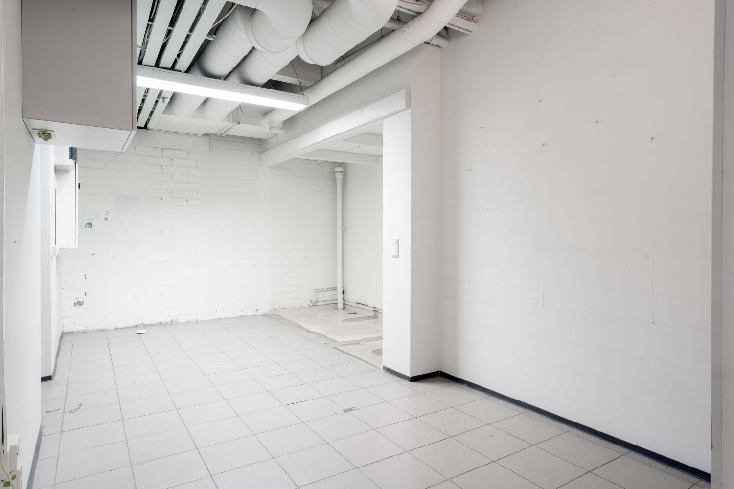 Takatilat jonne voidaan rakentaa wc- ja keittiö