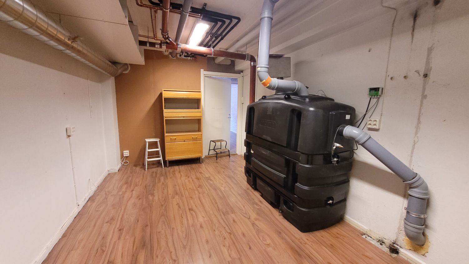 Varasto / taukotila alakerrassa