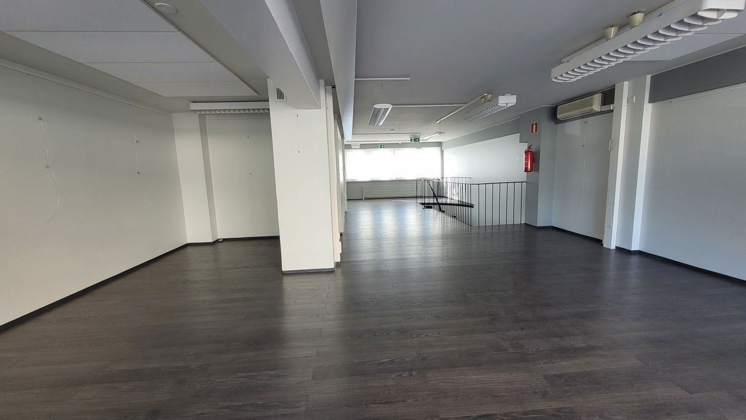 Toisen kerroksen avotila