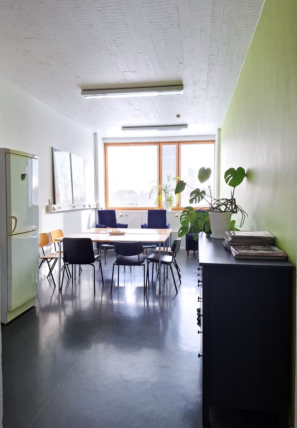 2. kerroksen yhteiskäyttöinen kahvihuone