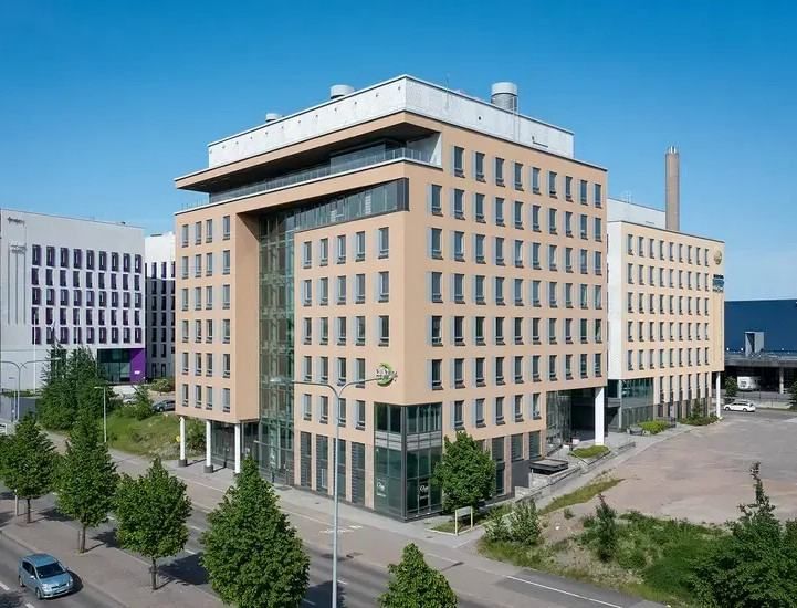 Vuokrattavana moderneja toimistotiloja 75-1500 m² Mannerheimintieltä, Aitio Business Parkista.Aitio Business Park tarjoaa vuokralaisille kattavat palvelut kuten mm. aulapalvelu, lounasravintola kabinetteineen sekä vuorattavia neuvottelutiloja. Kiinteistön erinomainen sijainti Mannerheimintien pohj...