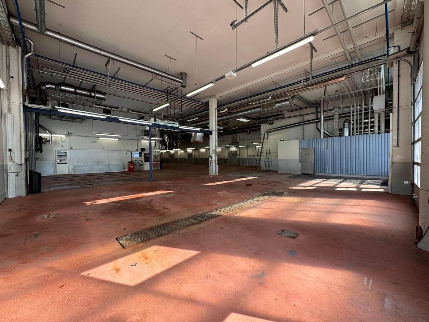 Vuokrattava autokorjaamotila Helsinki