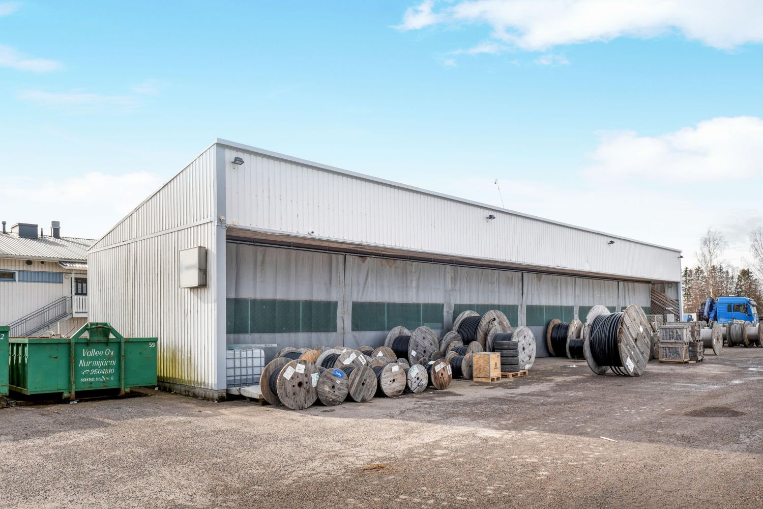 Erillinen varastokatos