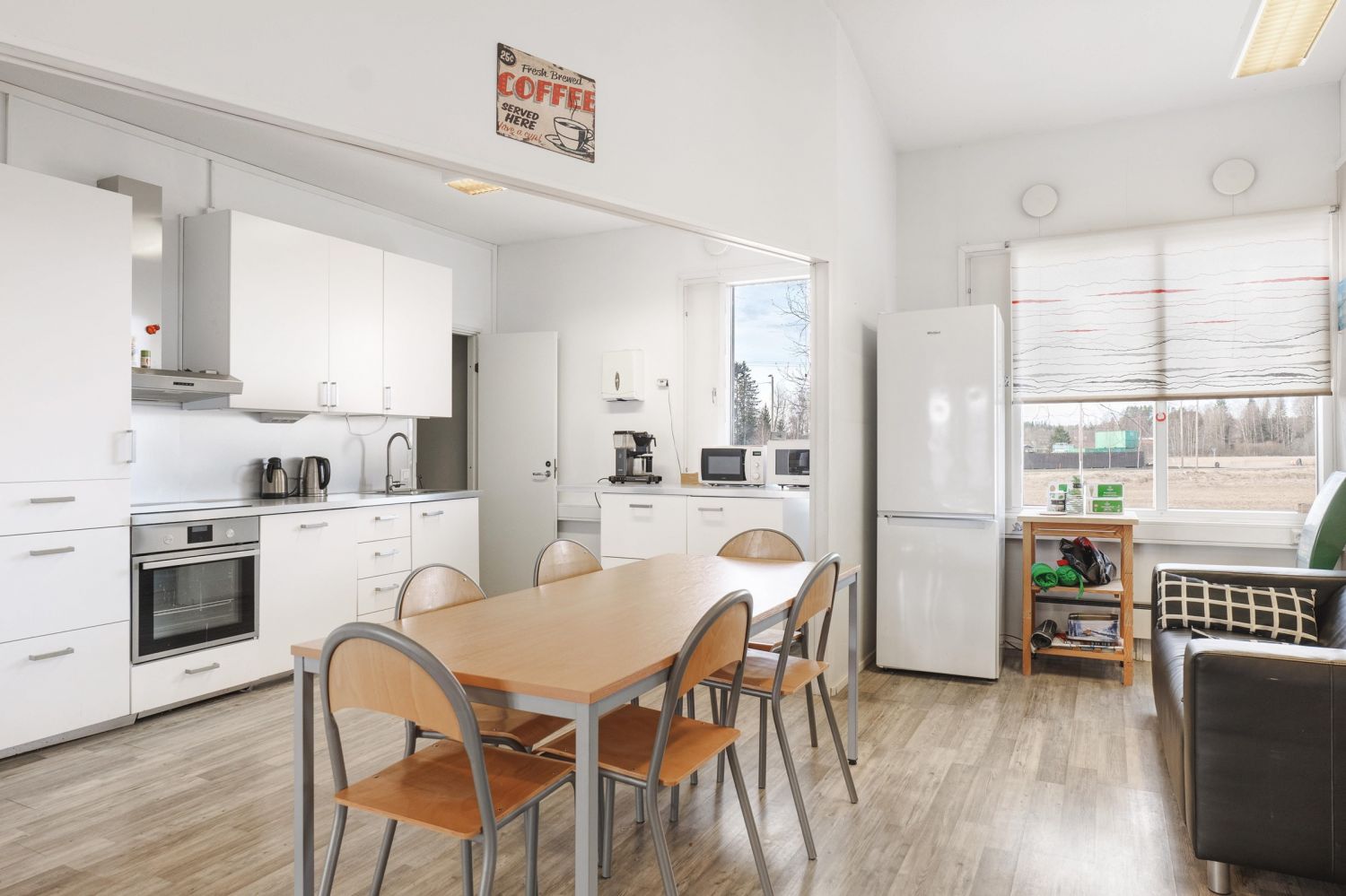 Keittiö ja ruokailutila