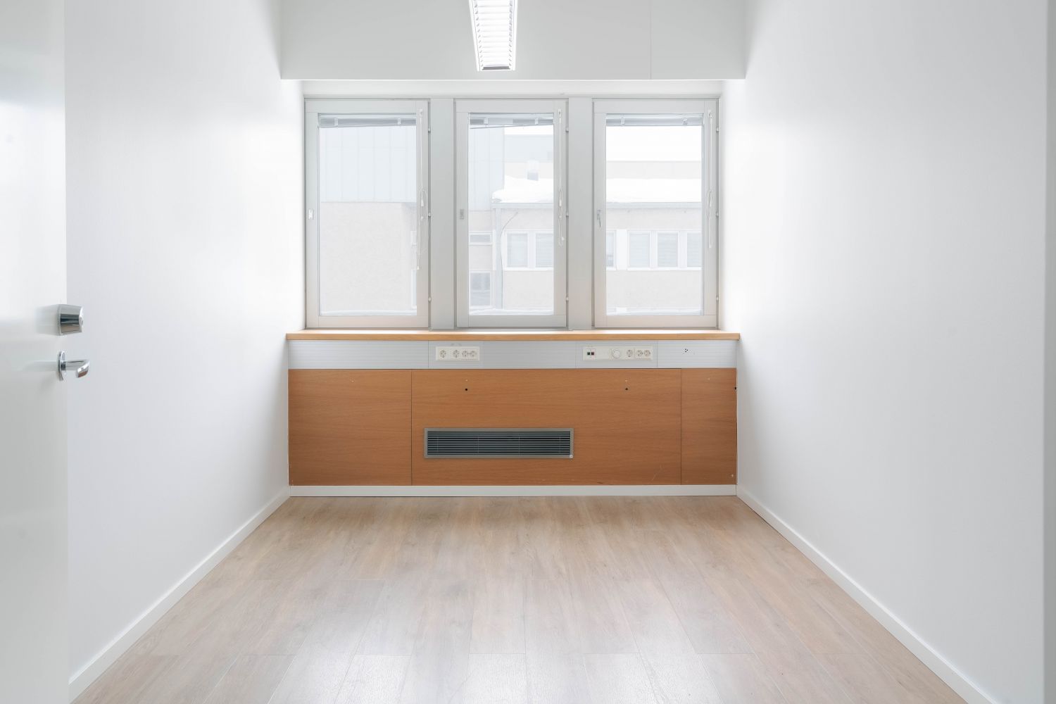 Kuva työhuoneesta 9m2