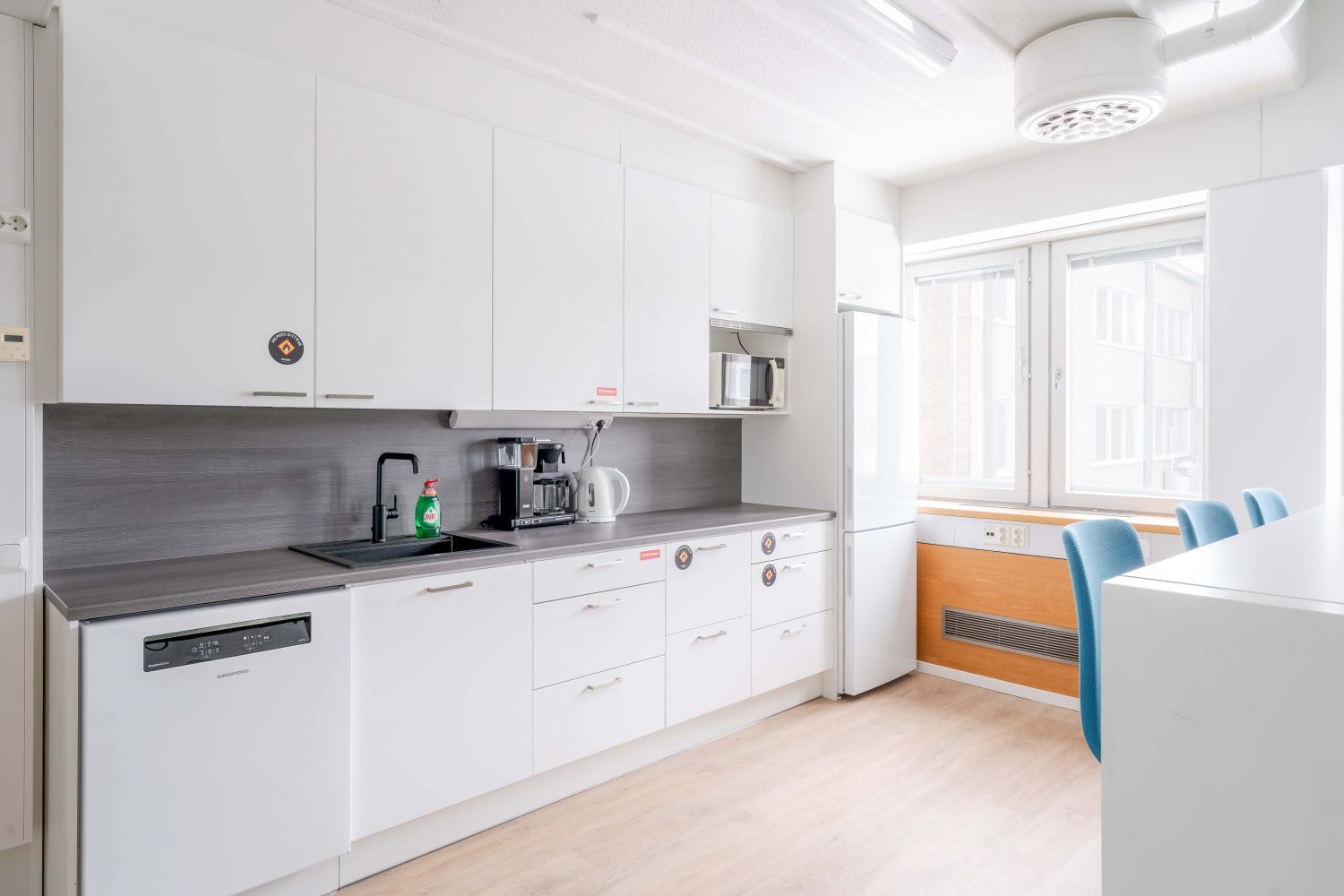 yhteiskäyttökeittiö