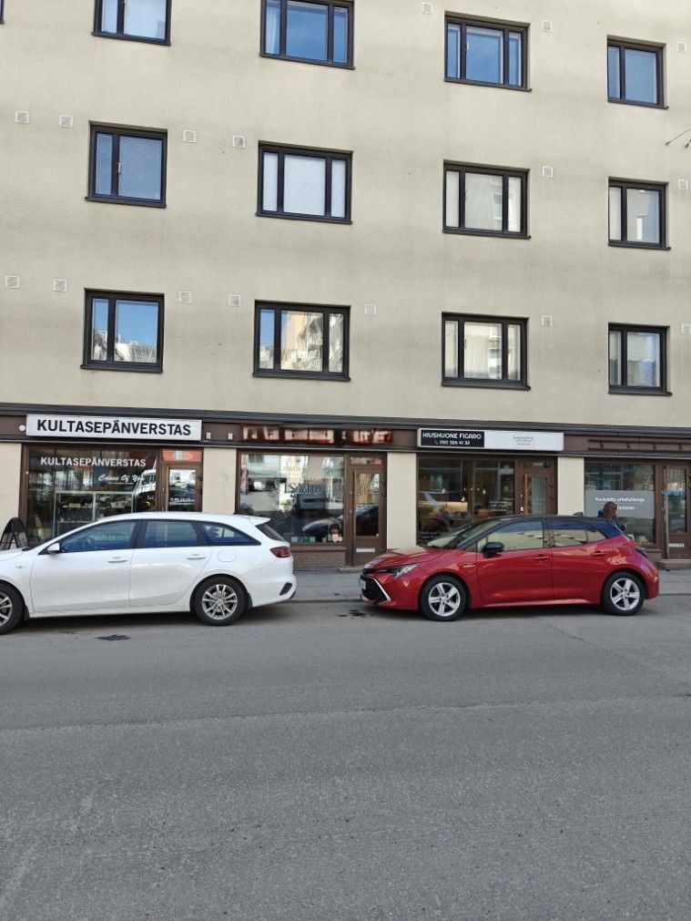 HYVÄ LIIKETILA KESKUSTASSA, HÄMEENPUISTON LÄHELLÄ, 790 €/KK + ALV!