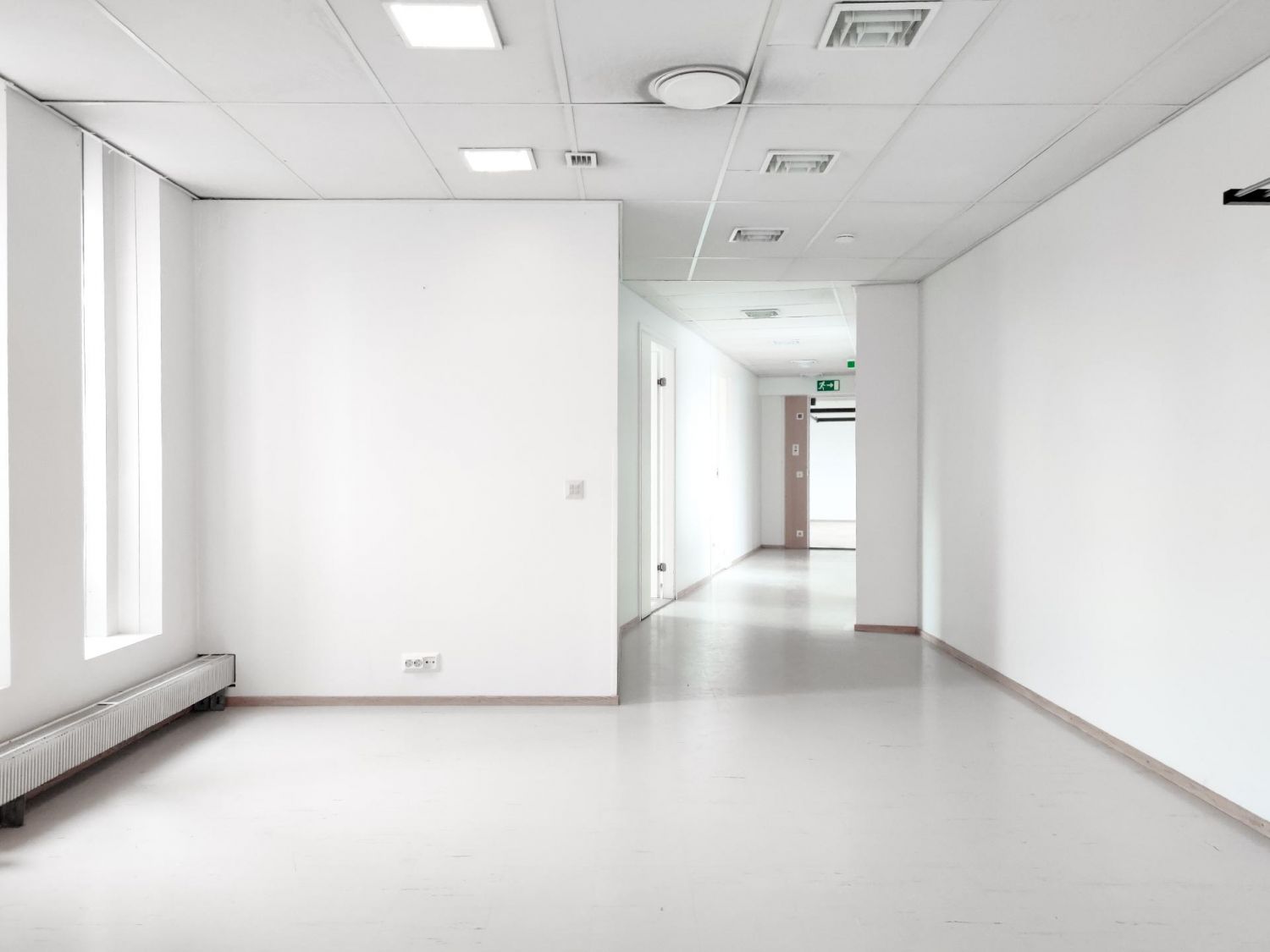 Aulatila, jonka saa tarvittaessa kevytseinällä umpeen.