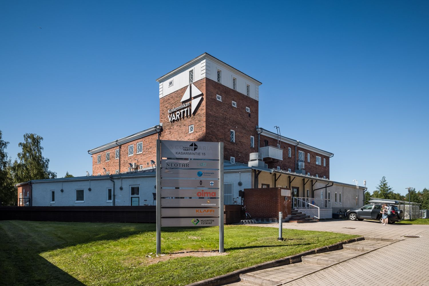 Kuva julkisivu viisto