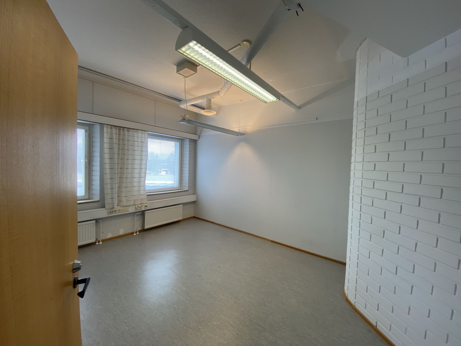 14m² erillinen huone