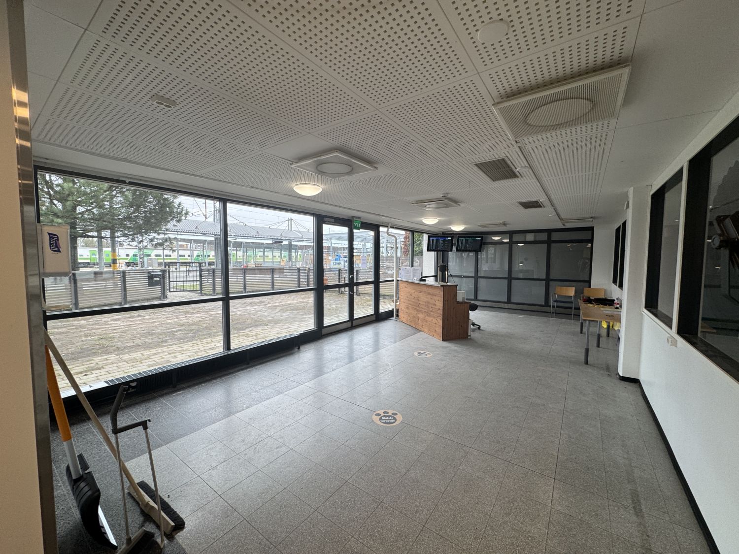 Entinen kahvila-/ravintola tila n. 120m²