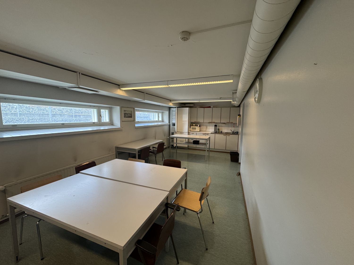 B rakennus (0.krs) keittiö