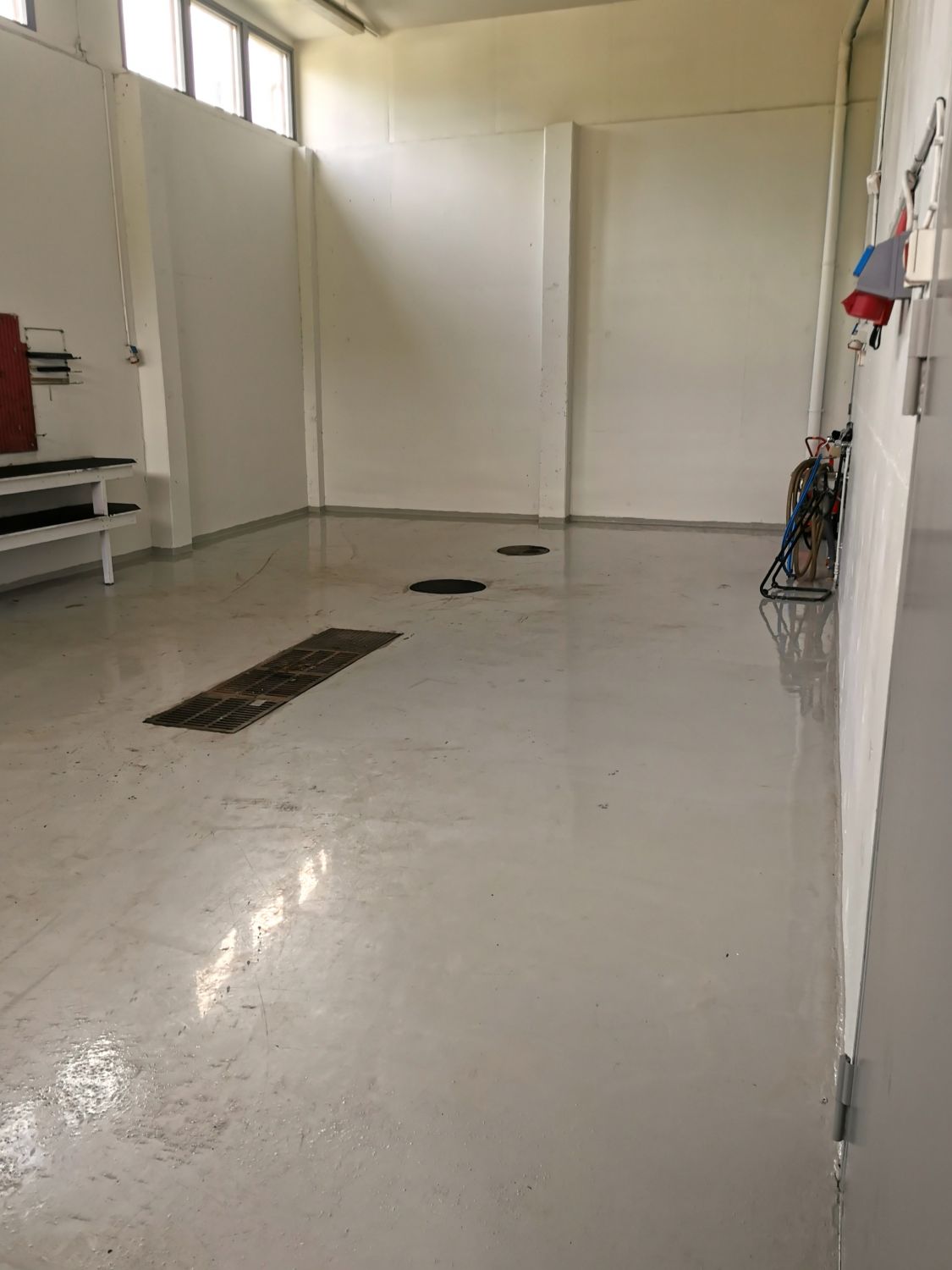 Hallissa öljynerotuskaivot