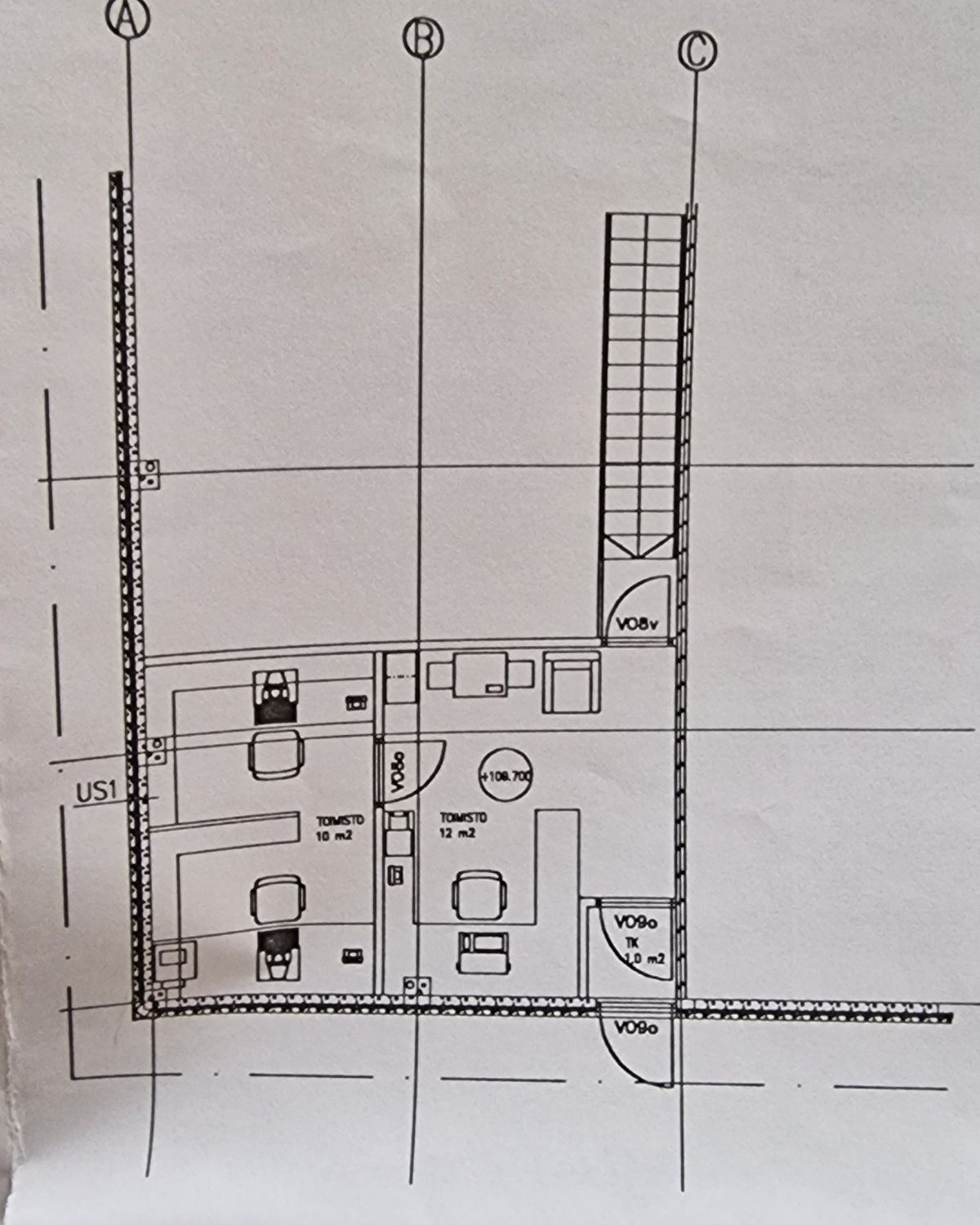 Yläkerran toimistilat