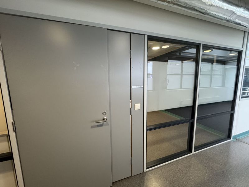 Näkymä 2.krs (henkilökunnan kahvio)