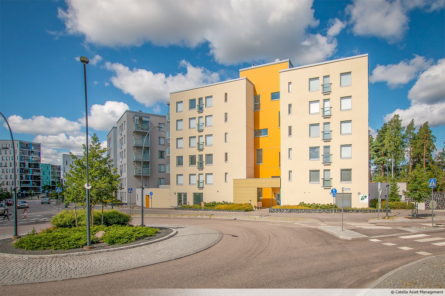 Myyd&auml;&auml;n vuokrattuna Leinel&auml;ss&auml; keskeisell&auml; paikalla sijaitseva katutason liikehuoneisto. Ota yhteytt&auml; ja kysy lis&auml;tietoja!