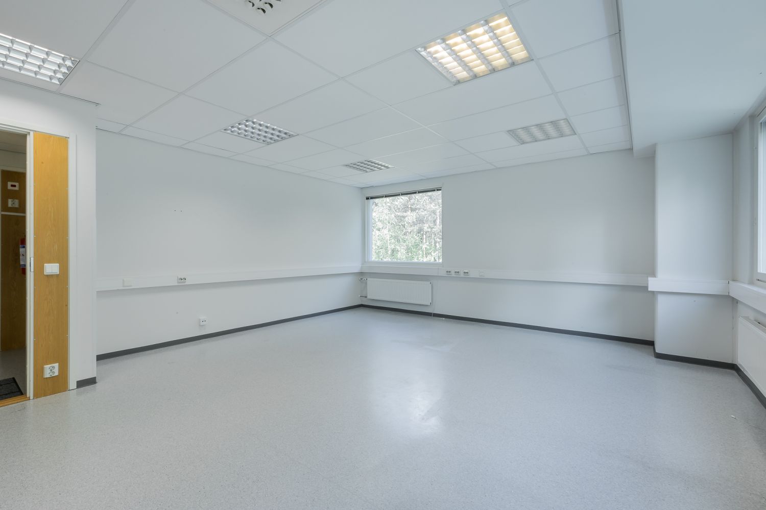 Vuokrattavana hyvällä sijainnilla toimistotila pienyritykselle – n. 30 m²