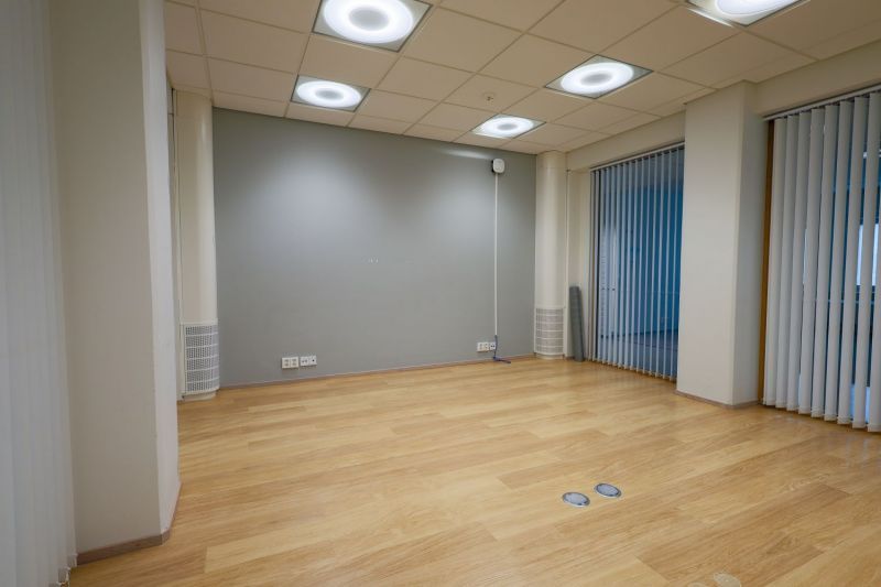 Viitekuva kerroksen toimistotiloista